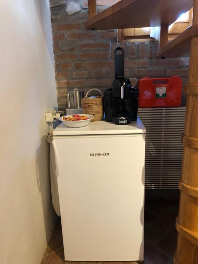 לינה וארוחת בוקר לונאטו Antico Cascinale Lombardo מראה חיצוני תמונה