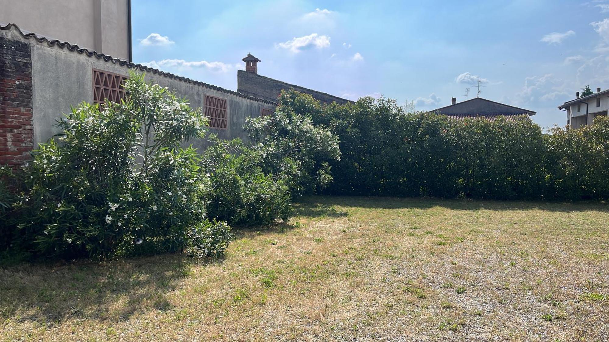 לינה וארוחת בוקר לונאטו Antico Cascinale Lombardo מראה חיצוני תמונה